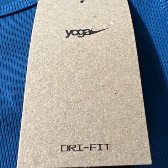 Women's Nike Yoga Dri-FIT Tank - Picture 5 of 10